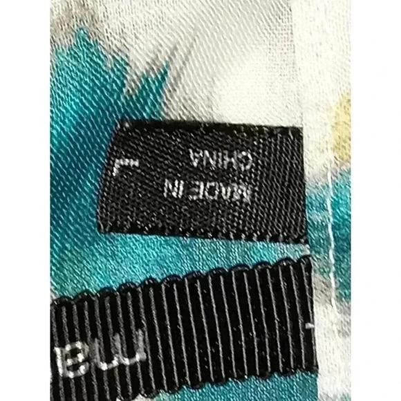 Maurices  Women's Sheer Multicolor Button Down Blouse sz Large - Picture 10 of 11